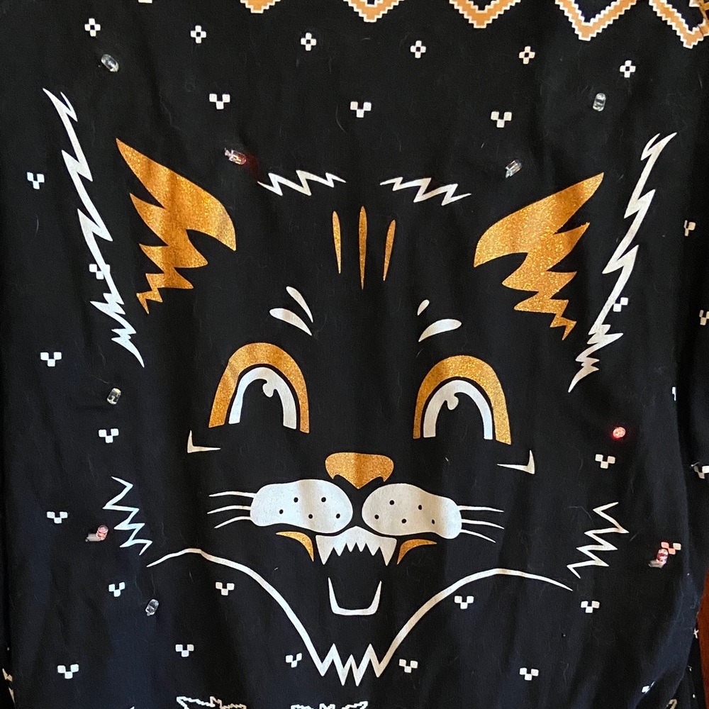 NWT HALLOWEEN - Festive Black Cat Light Up Halloween Sweater - XL - Picture 8 of 12